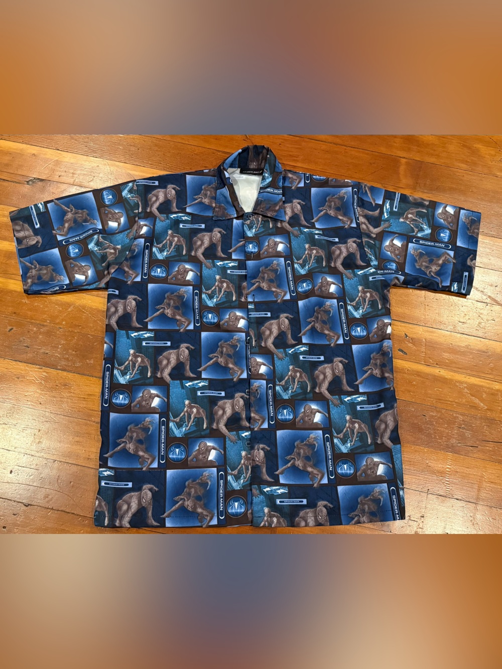 Vintage 2004 Mens Spiderman 2 Button
Down Shirt Sz L